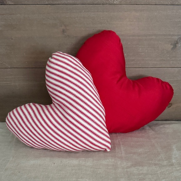 ❤️Heart Pillows - Picture 2 of 3